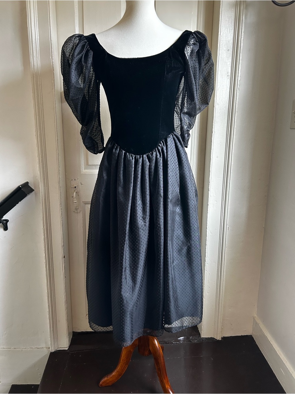 Vintage Gunne Sax Jessica McClintock Black Velvet Swiss Dot Puff Midi Dress
